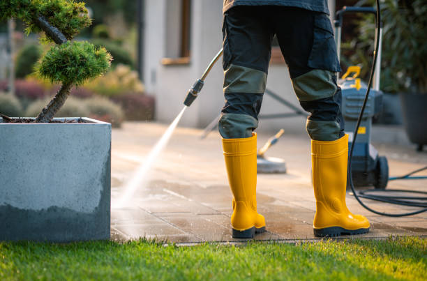 Best Deck Pressure Washing  in Summerde, AL